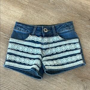 Guess denim jean shorts with floral lace crochet front‎ rhinestone logo girls  8